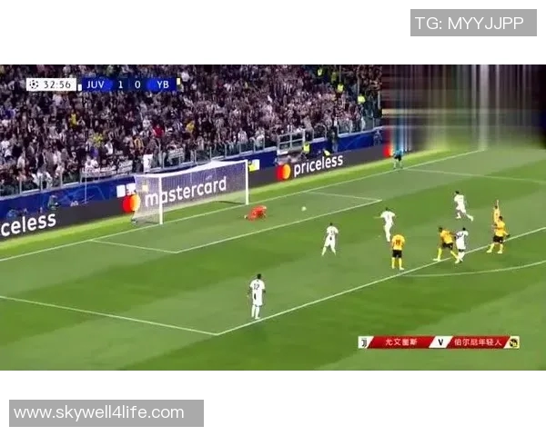 沃克在欧冠赛场大放异彩助球队晋级展现超强实力与决心